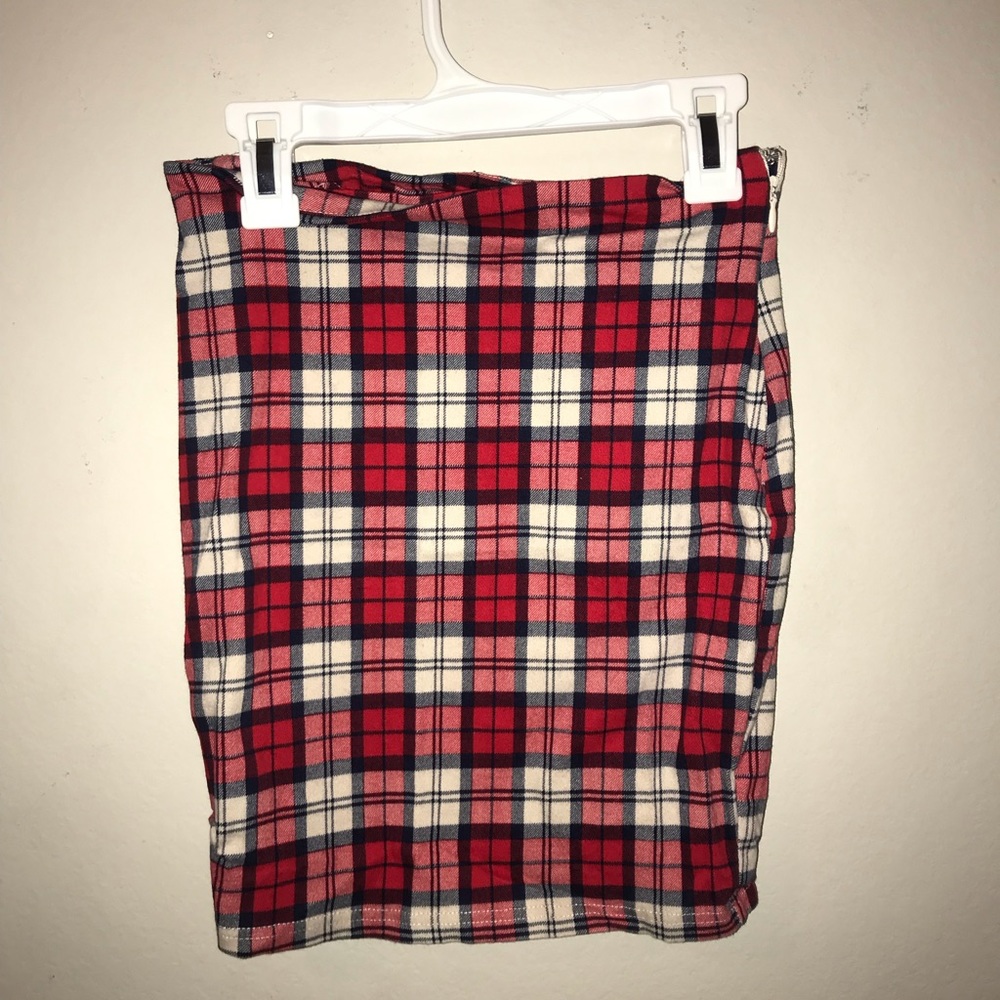 Pencil skirt